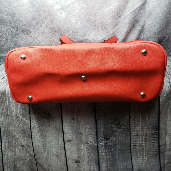 NEW JM New York, Tablet pocket, many pockets inside Red not bright - Picture 9 of 10